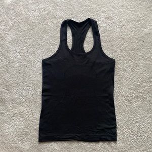 LULULEMON black tank top